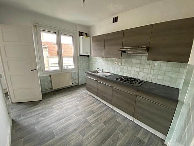 APPARTEMENT T2 A LOUER - ST ETIENNE - 45 m2 - 343 € charges comprises par mois