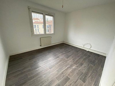 APPARTEMENT T2 A LOUER - ST ETIENNE - 45 m2 - 343 € charges comprises par mois