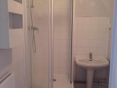APPARTEMENT T2 A LOUER - ST ETIENNE - 53 m2 - 385 € charges comprises par mois