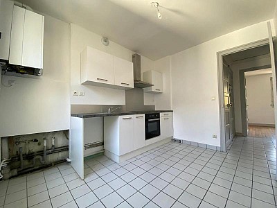 APPARTEMENT T2 A LOUER - ST ETIENNE - 45.96 m2 - 410 € charges comprises par mois