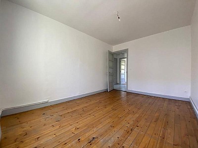 APPARTEMENT T2 A LOUER - ST ETIENNE - 45.96 m2 - 410 € charges comprises par mois