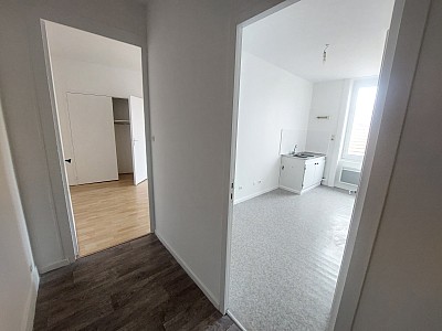APPARTEMENT T2 A LOUER - ST ETIENNE - 32.38 m2 - 290 € charges comprises par mois