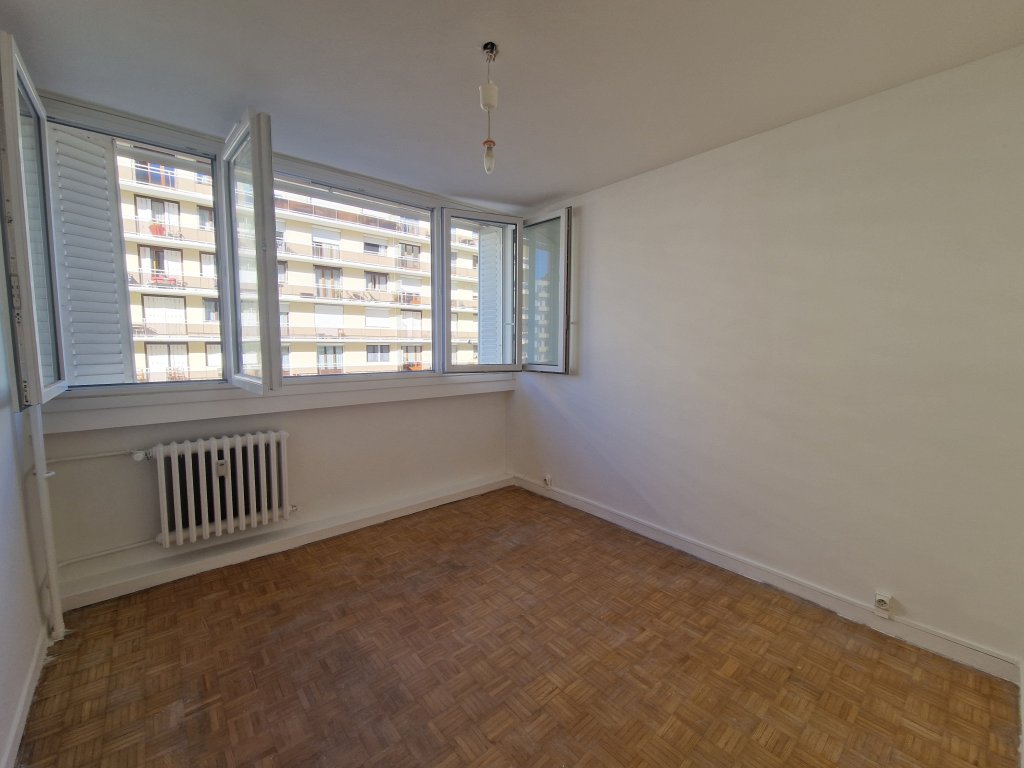 APPARTEMENT T2 A LOUER - ST ETIENNE - 40.37 m2 - 560 &euro; charges comprises par mois