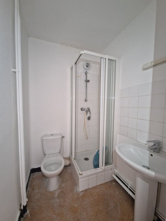 APPARTEMENT T2 A LOUER - ST ETIENNE - 40.37 m2 - 560 &euro; charges comprises par mois