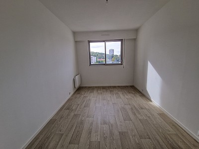APPARTEMENT T2 A LOUER - ST ETIENNE - 57.68 m2 - 590 € charges comprises par mois