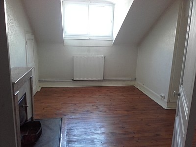 APPARTEMENT T2 A LOUER - ST ETIENNE - 59.37 m2 - 385 &euro; charges comprises par mois