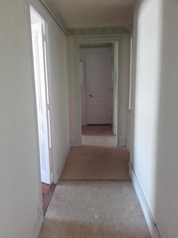 APPARTEMENT T2 A LOUER - ST ETIENNE - 59.37 m2 - 385 &euro; charges comprises par mois