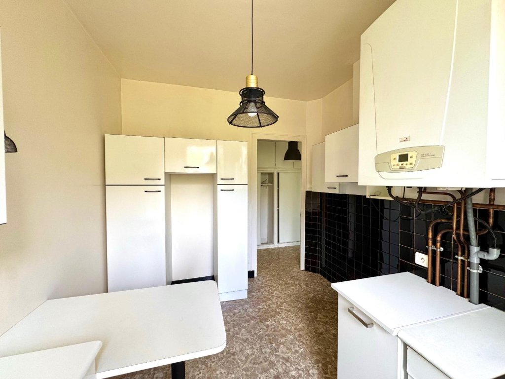 APPARTEMENT T2 A LOUER - ST ETIENNE - 53.85 m2 - 490 &euro; charges comprises par mois