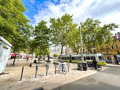 APPARTEMENT T2 A LOUER - ST ETIENNE - 39.06 m2 - 375 € charges comprises par mois