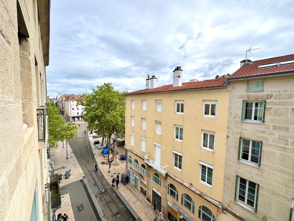 APPARTEMENT T2 A LOUER - ST ETIENNE - 39.06 m2 - 375 &euro; charges comprises par mois