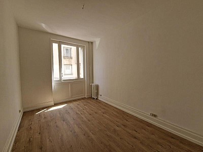 APPARTEMENT T2 A LOUER - ST ETIENNE - 51.52 m2 - 590 € charges comprises par mois