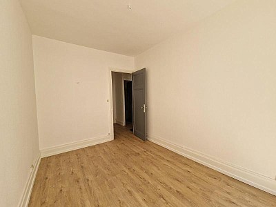 APPARTEMENT T2 A LOUER - ST ETIENNE - 51.52 m2 - 590 € charges comprises par mois