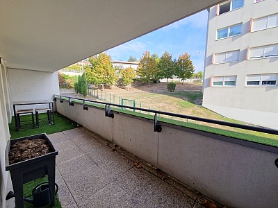 APPARTEMENT T2 A LOUER - ST PRIEST EN JAREZ - 54.78 m2 - 730 € charges comprises par mois