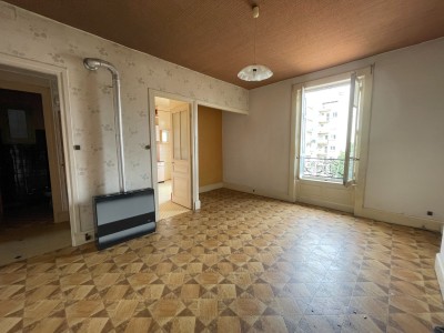 APPARTEMENT T2 A VENDRE - ST ETIENNE Carnot - 50.6 m2 - 35 000 &euro;