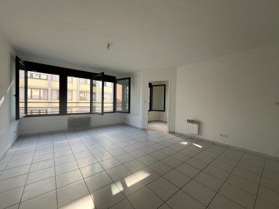 APPARTEMENT T2 A VENDRE - ST ETIENNE CARNOT - 52 m2 - 87 000 €