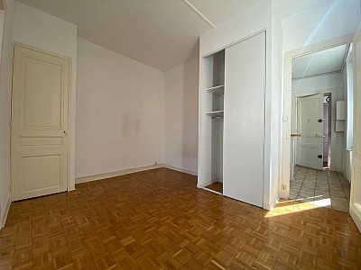 APPARTEMENT T2 A VENDRE - ST ETIENNE - 37.4 m2 - 54 500 €