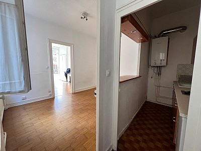 APPARTEMENT T2 A VENDRE - ST ETIENNE Centre Ville - 37.1 m2 - 54 500 €
