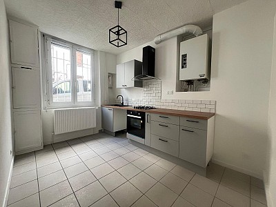 APPARTEMENT T2 A VENDRE - ST ETIENNE - 52 m2 - 55 000 €