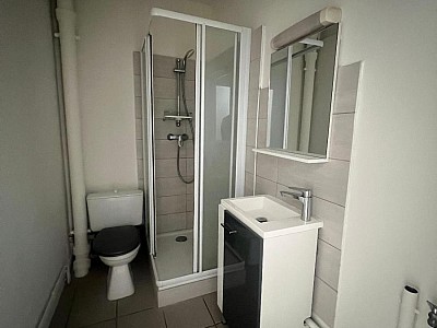 APPARTEMENT T2 A VENDRE - ST ETIENNE - 52 m2 - 55 000 €