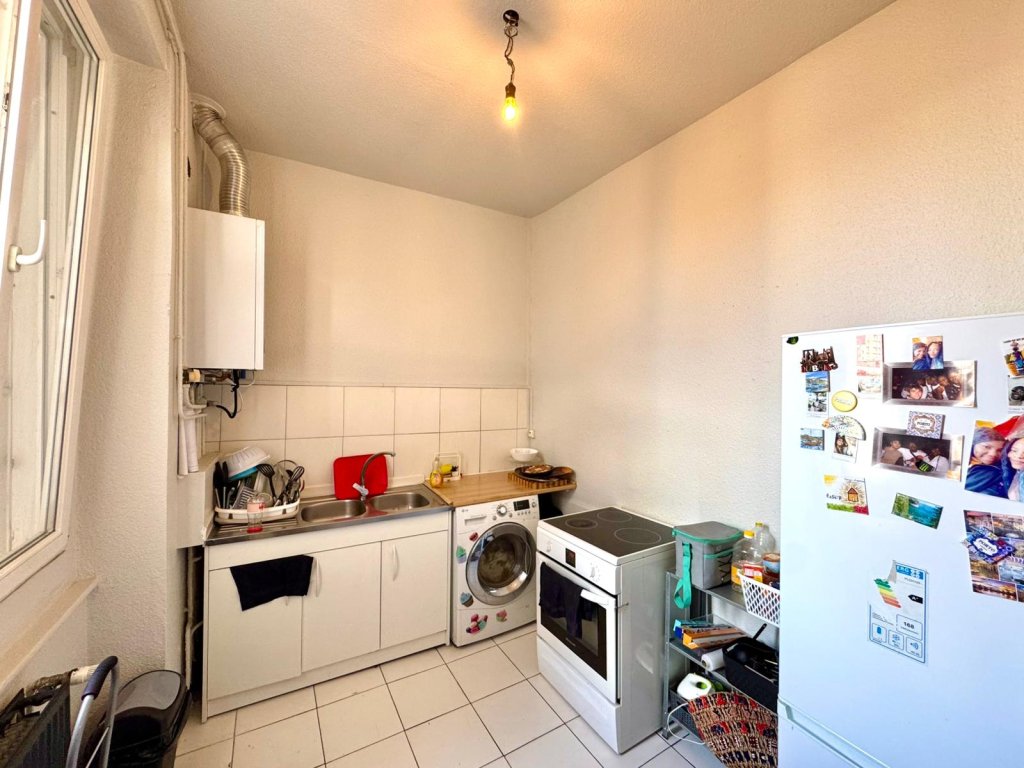 APPARTEMENT T2 A VENDRE - ST ETIENNE - 45 m2 - 75 000 &euro;