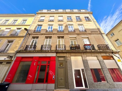 APPARTEMENT T2 A VENDRE - ST ETIENNE - 45 m2 - 75 000 &euro;