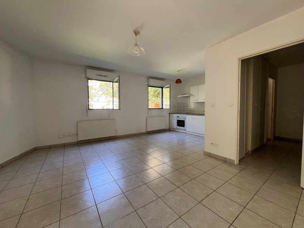 APPARTEMENT T2 A VENDRE - ST ETIENNE - 47 m2 - 95 000 &euro;