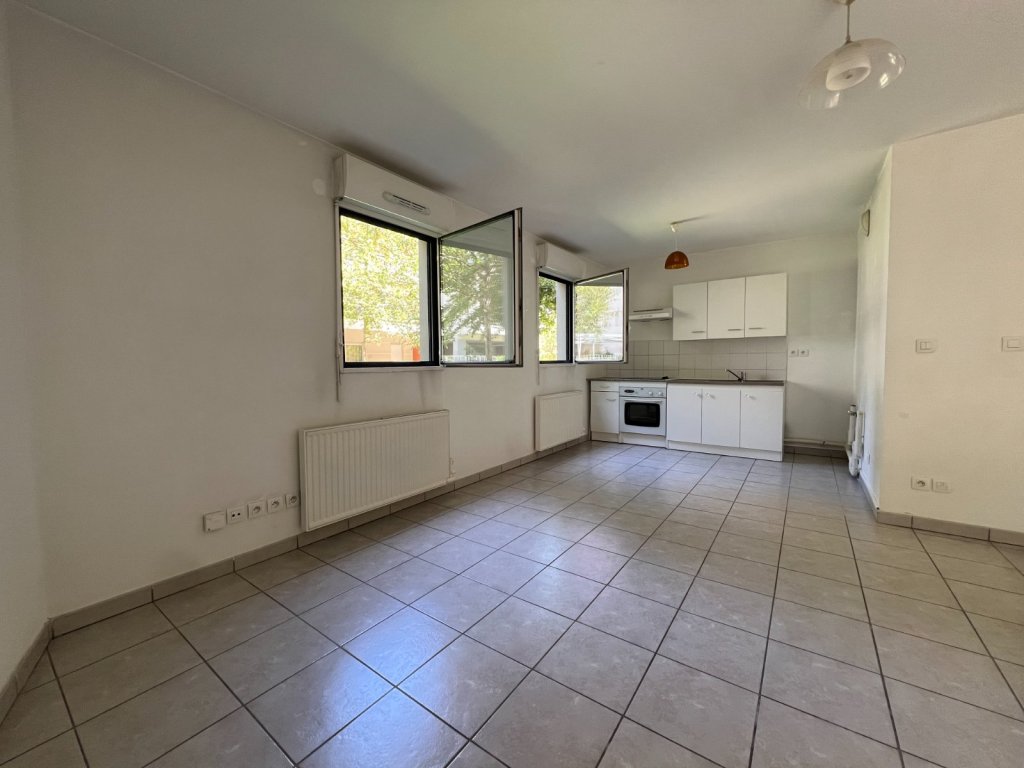 APPARTEMENT T2 A VENDRE - ST ETIENNE - 47 m2 - 95 000 &euro;