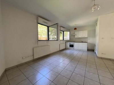 APPARTEMENT T2 A VENDRE - ST ETIENNE - 47 m2 - 95 000 &euro;