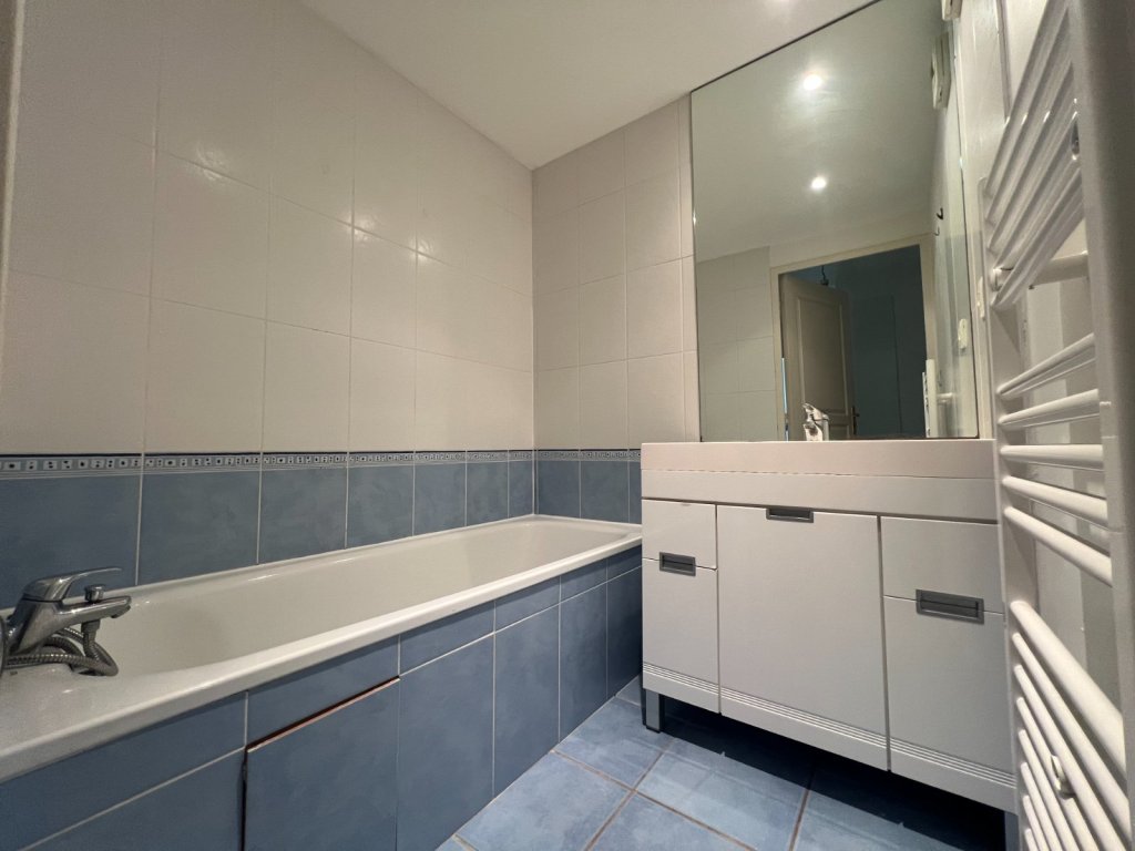 APPARTEMENT T2 A VENDRE - ST ETIENNE - 47 m2 - 95 000 &euro;
