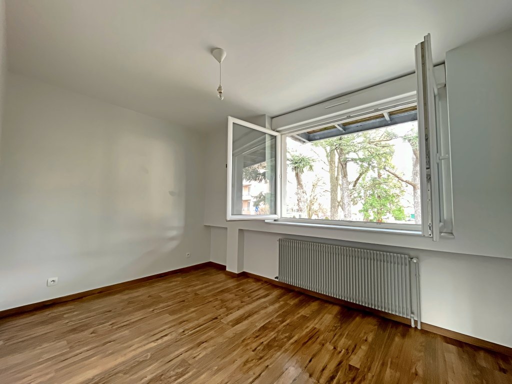 APPARTEMENT T3 A LOUER - ANDREZIEUX BOUTHEON - 65.21 m2 - 815 &euro; charges comprises par mois