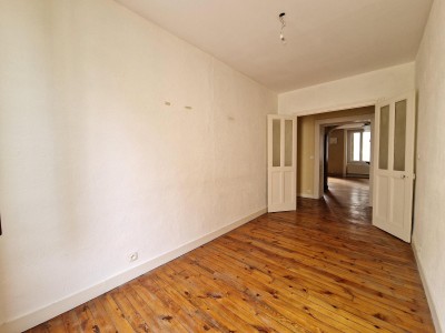 Appartement 4 pièces A LOUER - ST ETIENNE - 113 m2 - 890 € charges comprises par mois