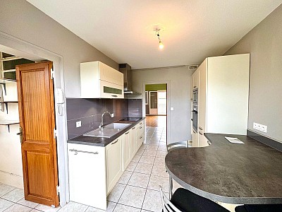 APPARTEMENT T3 A LOUER - ST ETIENNE - 76.86 m2 - 650 € charges comprises par mois