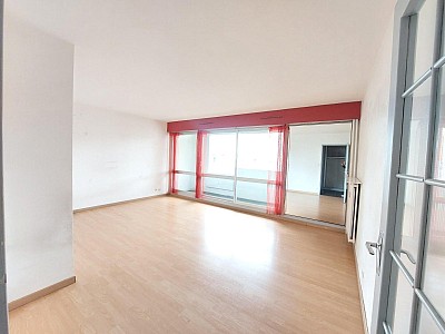APPARTEMENT T3 A LOUER - ST ETIENNE - 78.36 m2 - 740 € charges comprises par mois