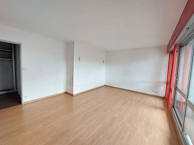 APPARTEMENT T3 A LOUER - ST ETIENNE - 78.36 m2 - 740 € charges comprises par mois