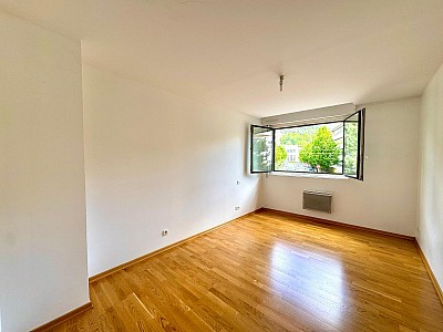 APPARTEMENT T3 A LOUER - ST ETIENNE - 80 m2 - 631 € charges comprises par mois