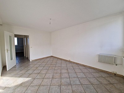 APPARTEMENT T3 A LOUER - ST ETIENNE - 64.41 m2 - 545 € charges comprises par mois