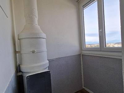 APPARTEMENT T3 A LOUER - ST ETIENNE - 64.41 m2 - 545 € charges comprises par mois