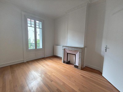 APPARTEMENT T3 A LOUER - ST ETIENNE - 82.19 m2 - 620 € charges comprises par mois