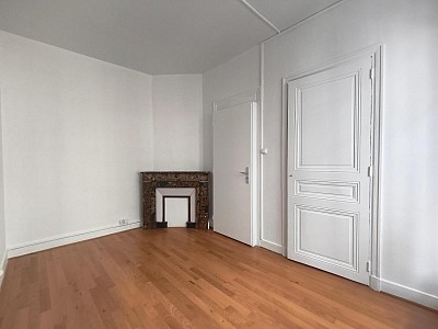 APPARTEMENT T3 A LOUER - ST ETIENNE - 82.19 m2 - 620 € charges comprises par mois