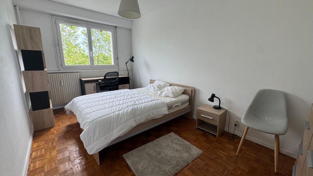 APPARTEMENT T3 A LOUER - ST ETIENNE - 63.39 m2 - 612 &euro; charges comprises par mois