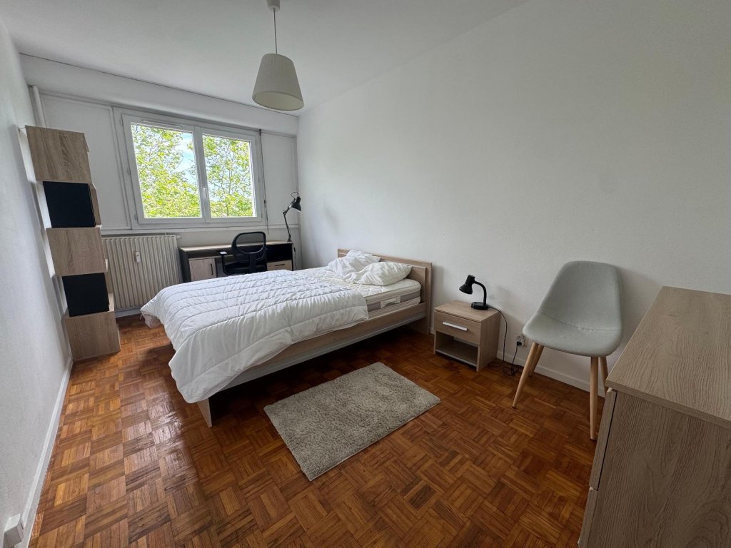 APPARTEMENT T3 A LOUER - ST ETIENNE - 63.39 m2 - 612 &euro; charges comprises par mois