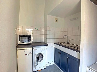 APPARTEMENT T3 A LOUER - ST ETIENNE - 49.19 m2 - 580 € charges comprises par mois