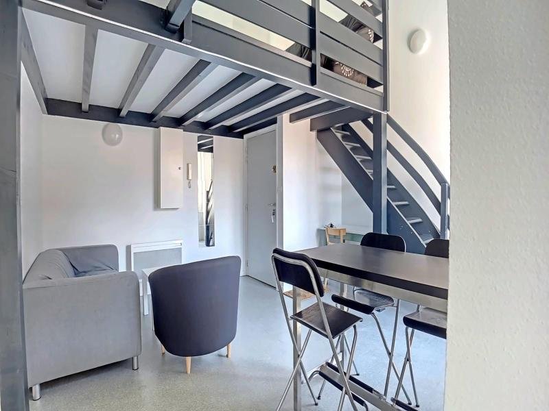 APPARTEMENT T3 A LOUER - ST ETIENNE - 49.19 m2 - 580 &euro; charges comprises par mois