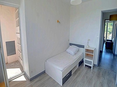 APPARTEMENT T3 A LOUER - ST ETIENNE - 63.98 m2 - 705 € charges comprises par mois