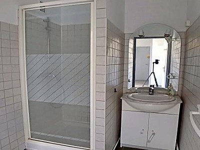 APPARTEMENT T3 A LOUER - ST ETIENNE - 63.98 m2 - 705 € charges comprises par mois