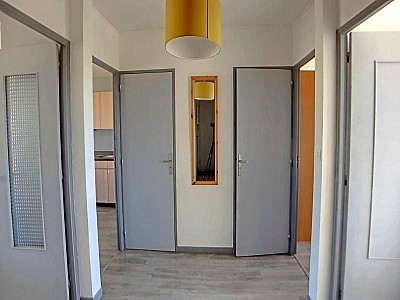 APPARTEMENT T3 A LOUER - ST ETIENNE - 63.98 m2 - 705 € charges comprises par mois