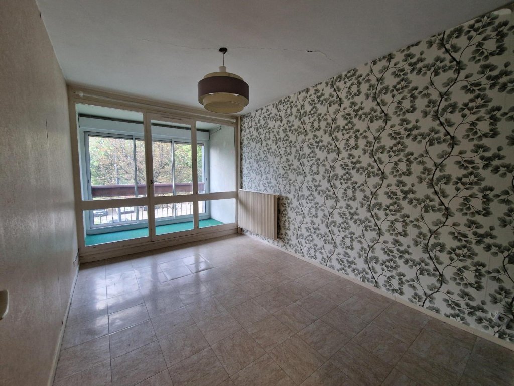 APPARTEMENT T3 A LOUER - ST ETIENNE - 63.74 m2 - 520 &euro; charges comprises par mois
