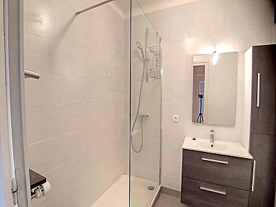 APPARTEMENT T3 A LOUER - ST ETIENNE - 83.34 m2 - 638 € charges comprises par mois