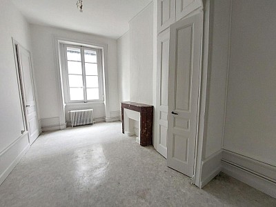 APPARTEMENT T3 A LOUER - ST ETIENNE - 71.89 m2 - 498 &euro; charges comprises par mois