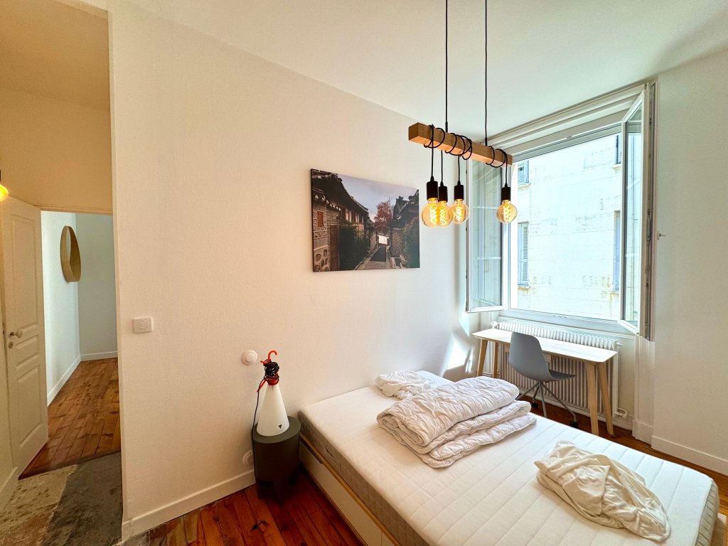 APPARTEMENT T3 A LOUER - ST ETIENNE - 51.59 m2 - 695 &euro; charges comprises par mois